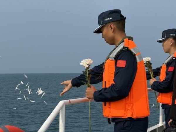 在海风回响里作答——追忆广西海警执法员谯禾林